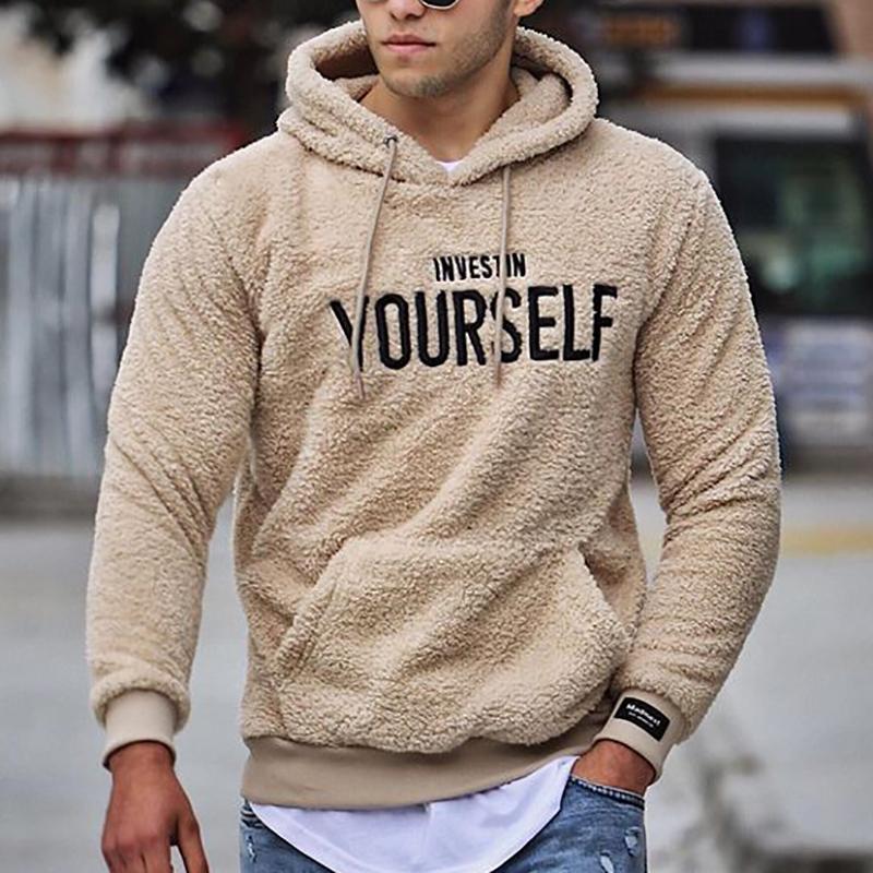 Gyver™ | Fleece Hoodie with Motivational Print