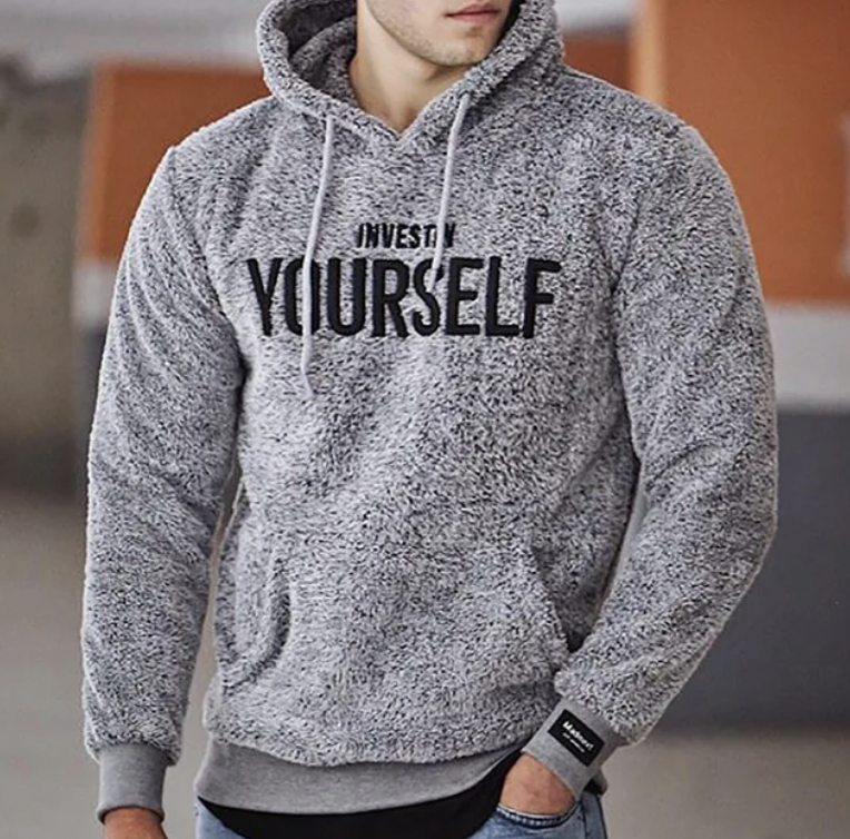 Gyver™ | Fleece Hoodie with Motivational Print